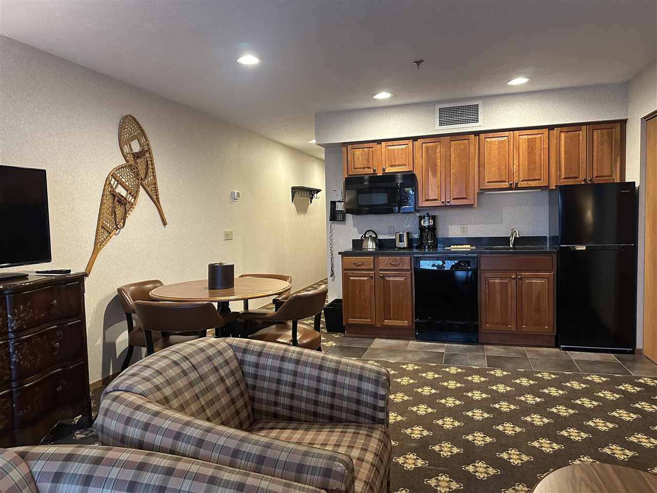 5620 Highlands Drive, #544 Harbor Springs MI 49740