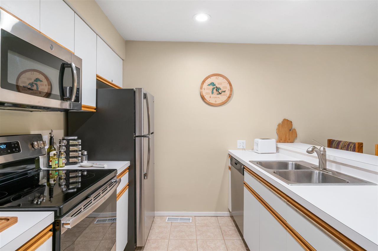 4749 S Pleasantview Road Harbor Springs MI 49740