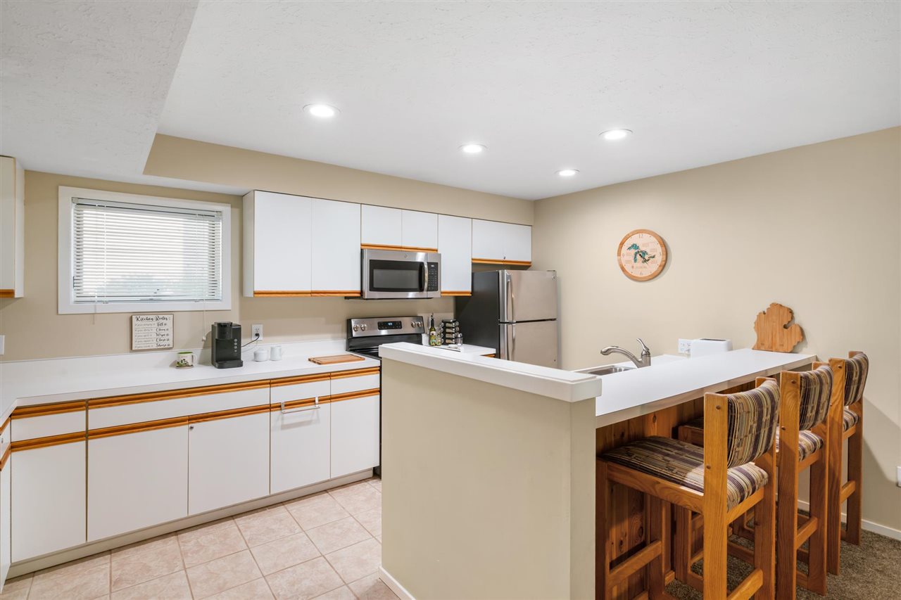4749 S Pleasantview Road Harbor Springs MI 49740