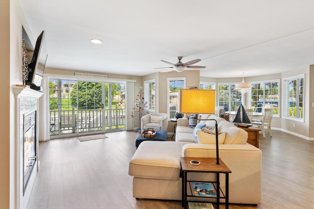 105 Park Avenue Charlevoix MI 49720