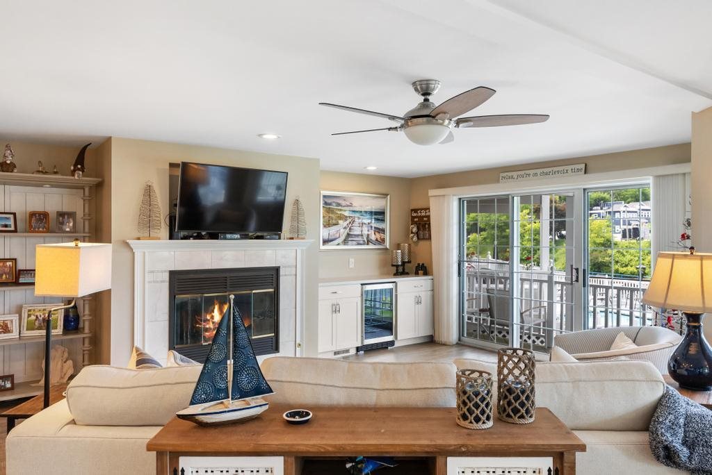 105 Park Avenue Charlevoix MI 49720