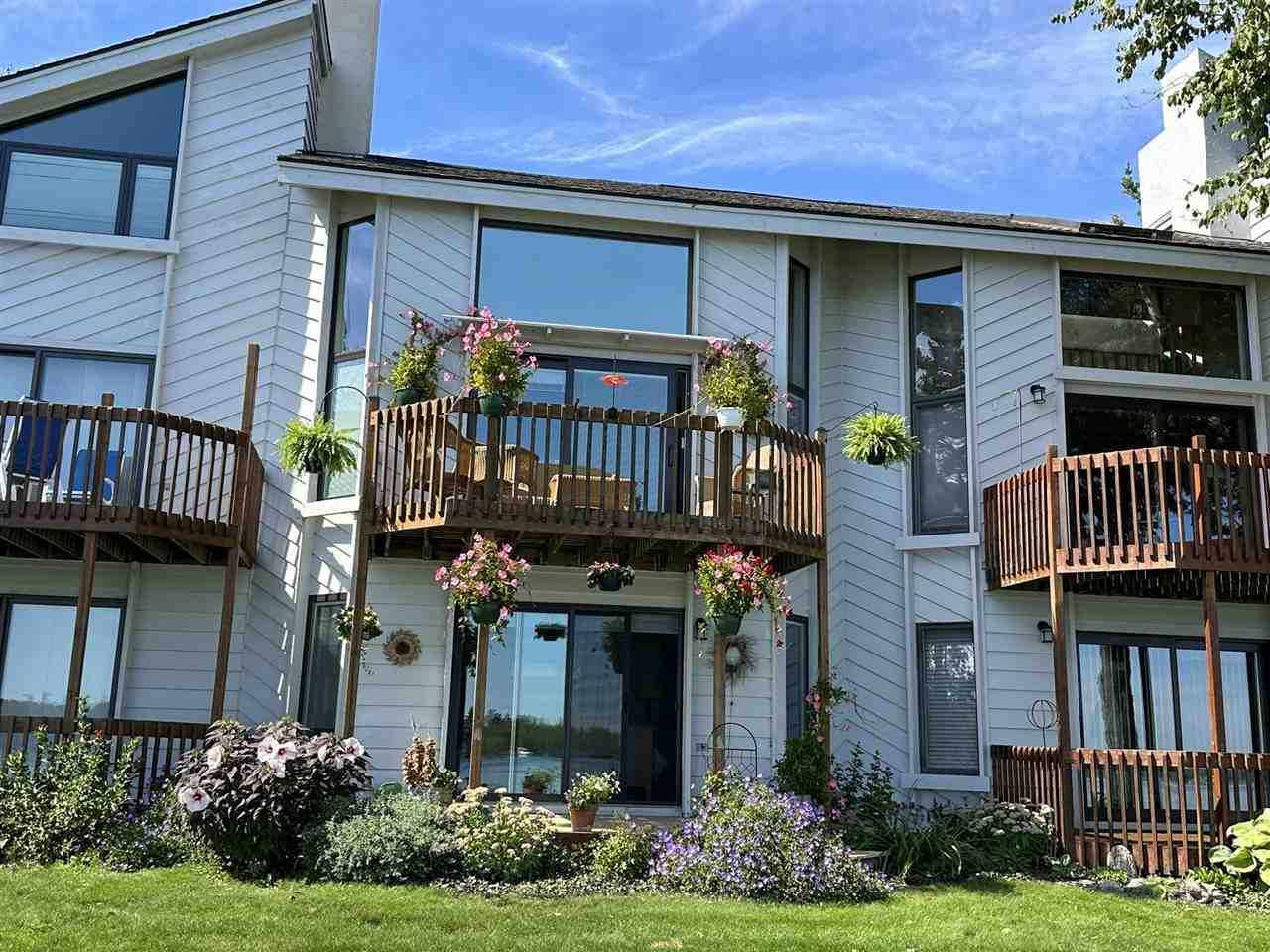 Petoskey MI, 3400 S Lakeside Drive, Unit 7