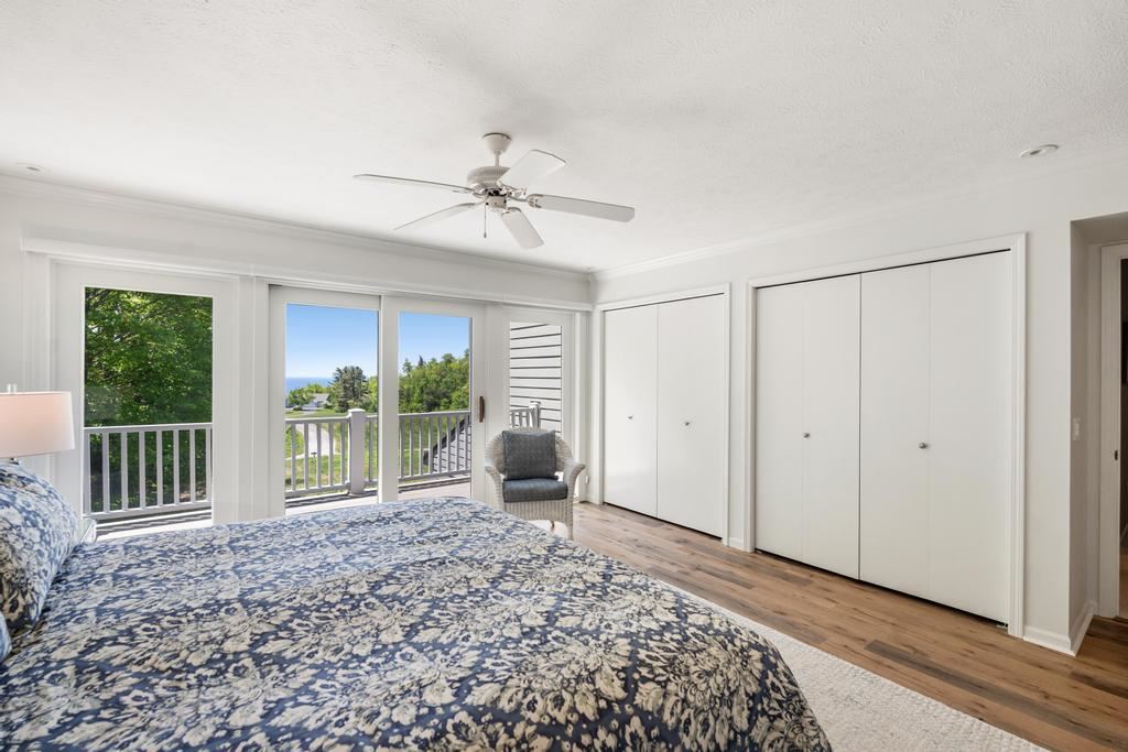 5365 Windward Passage Harbor Springs MI 49740