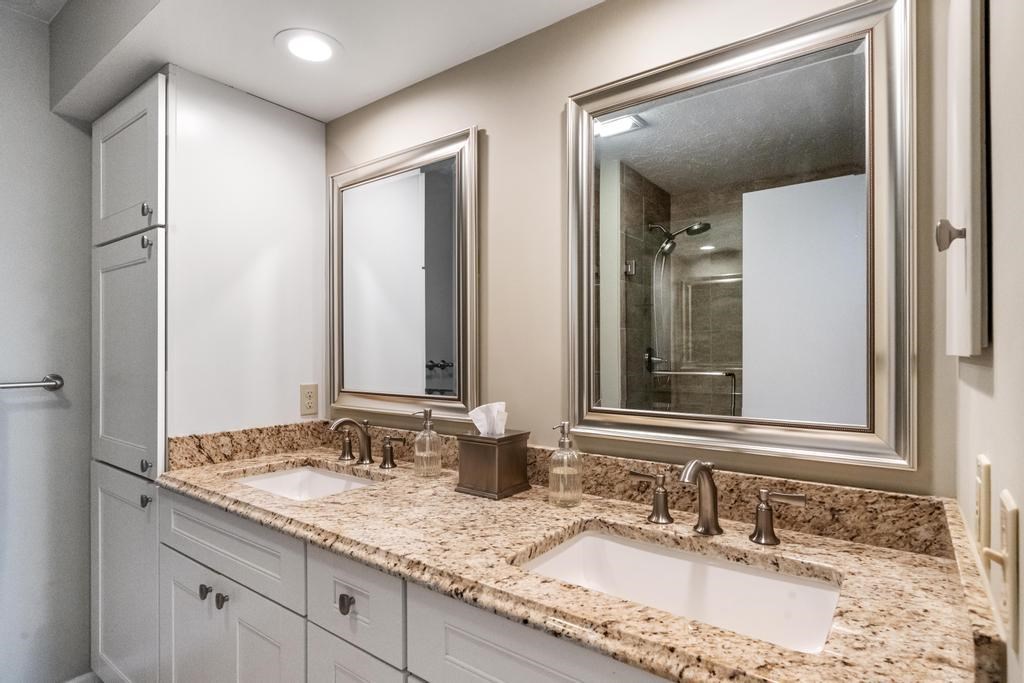 5365 Windward Passage Harbor Springs MI 49740