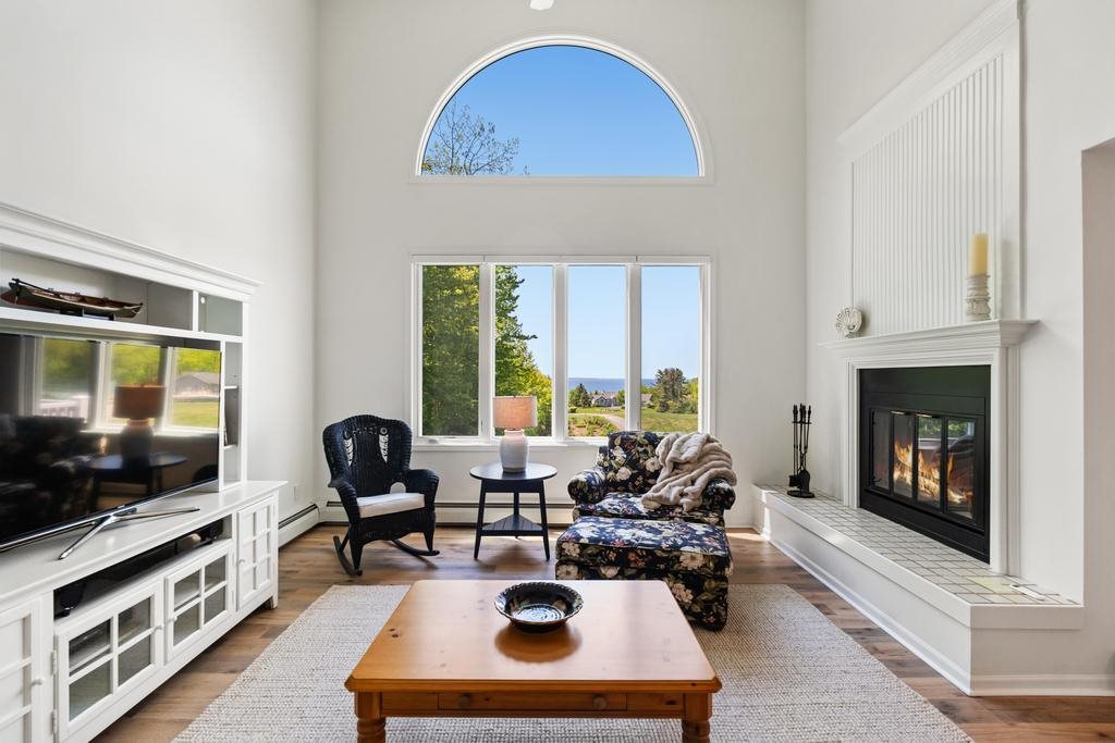 5365 Windward Passage Harbor Springs MI 49740