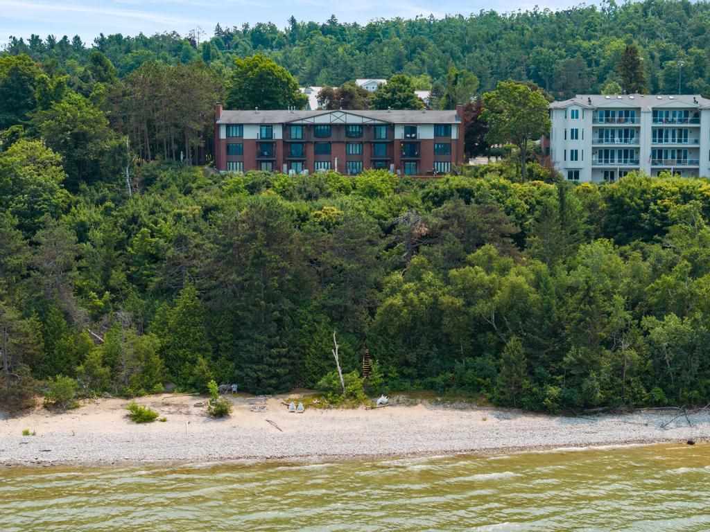 1134 Charlevoix Avenue Petoskey MI 49770