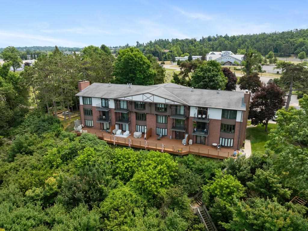 1134 Charlevoix Avenue Petoskey MI 49770