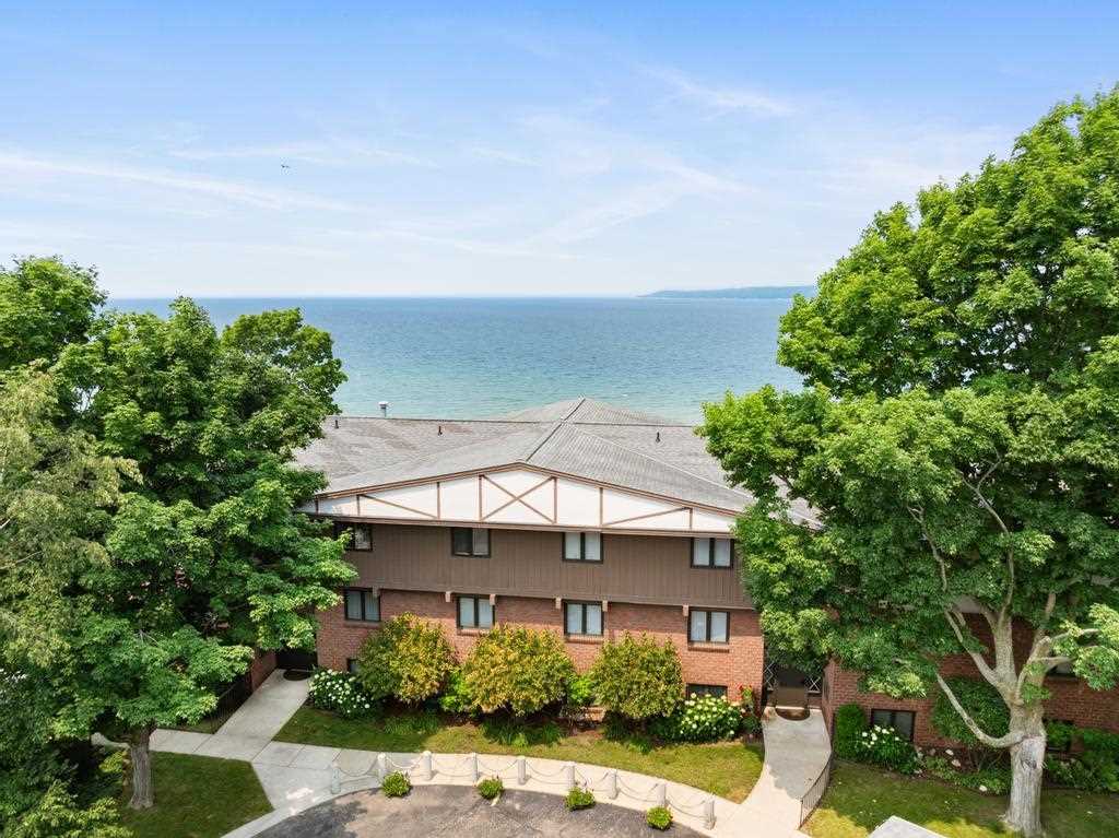 1134 Charlevoix Avenue Petoskey MI 49770