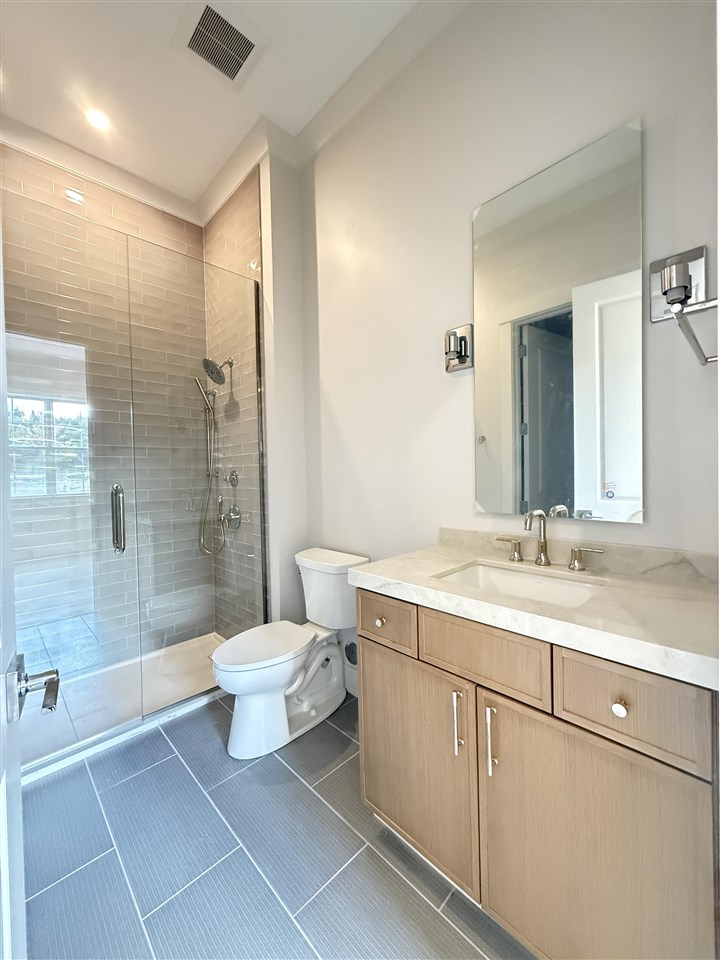 603 Lakeview Drive Bay Harbor MI 49770