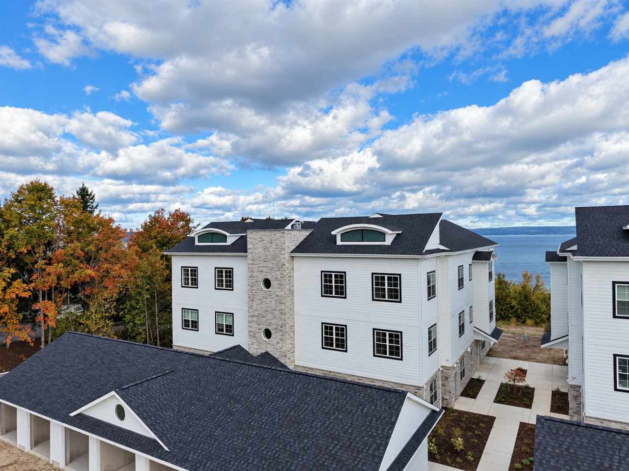 603 Lakeview Drive Bay Harbor MI 49770