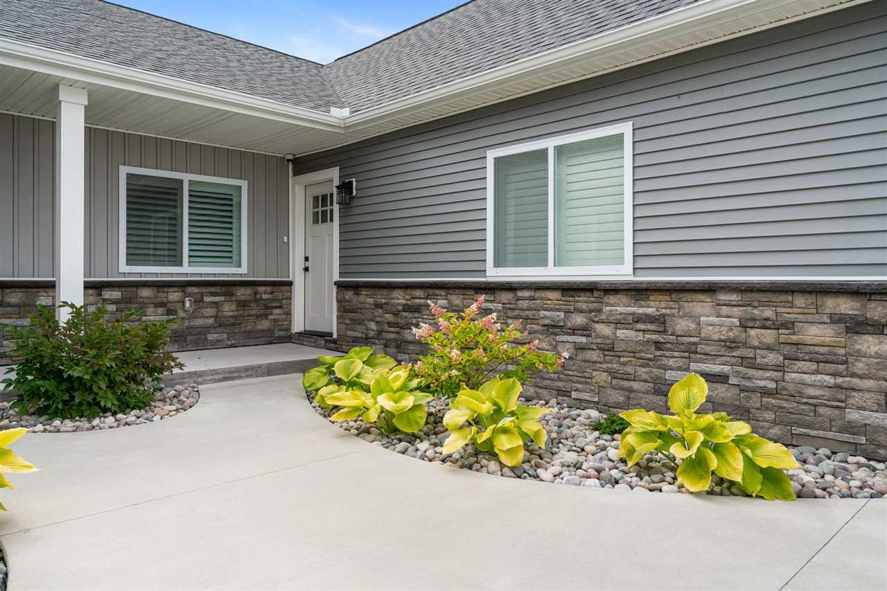 1520 Parmenter Court Petoskey MI 49770