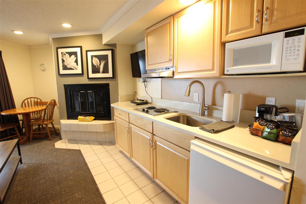 104 W Dixon Avenue Charlevoix MI 49720