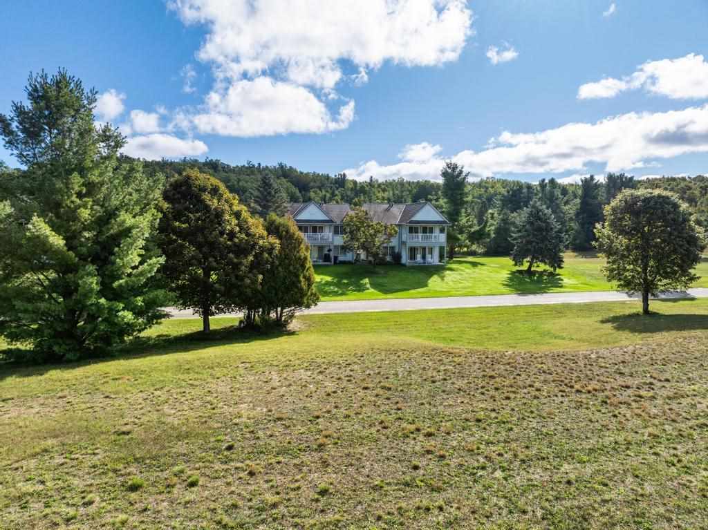 3880 Parkside Way Harbor Springs MI 49740