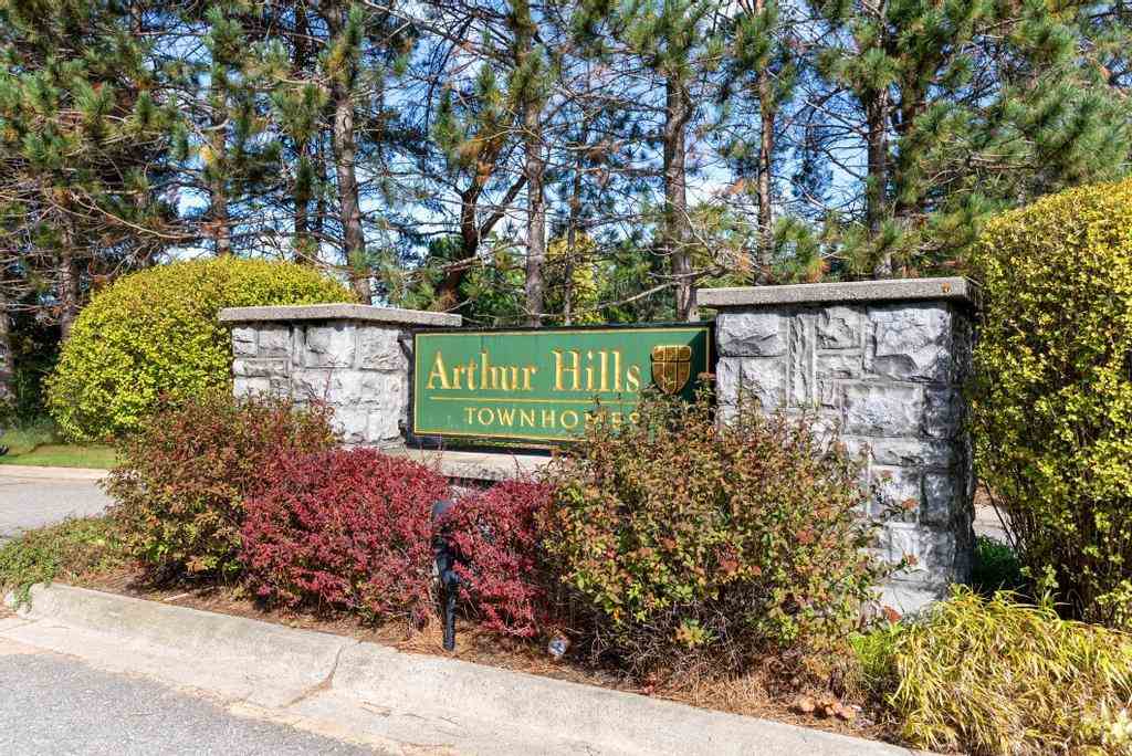 3880 Parkside Way Harbor Springs MI 49740