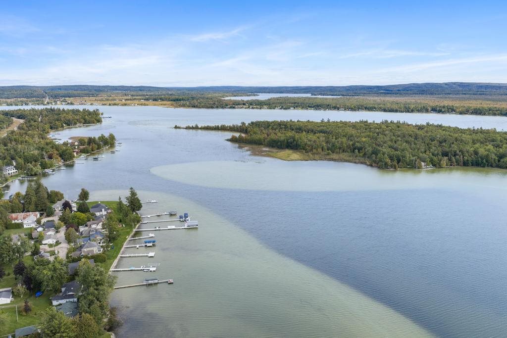 4444 Oden Road Alanson MI 49706