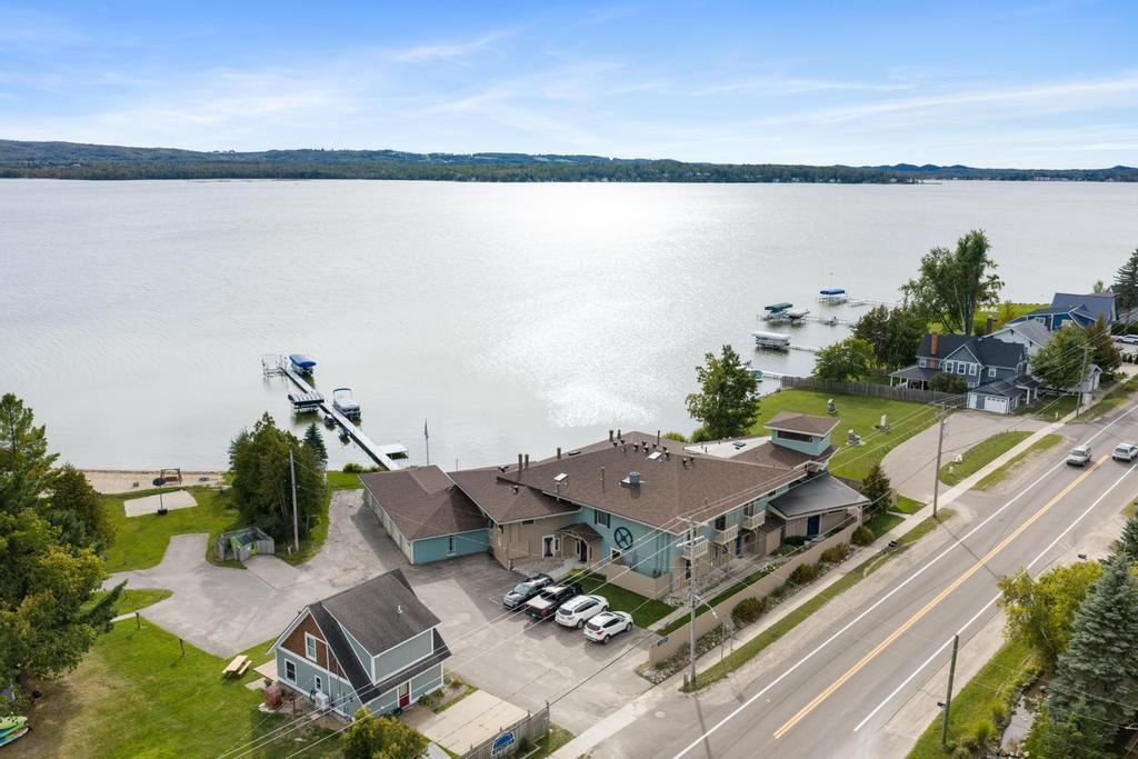 4444 Oden Road Alanson MI 49706
