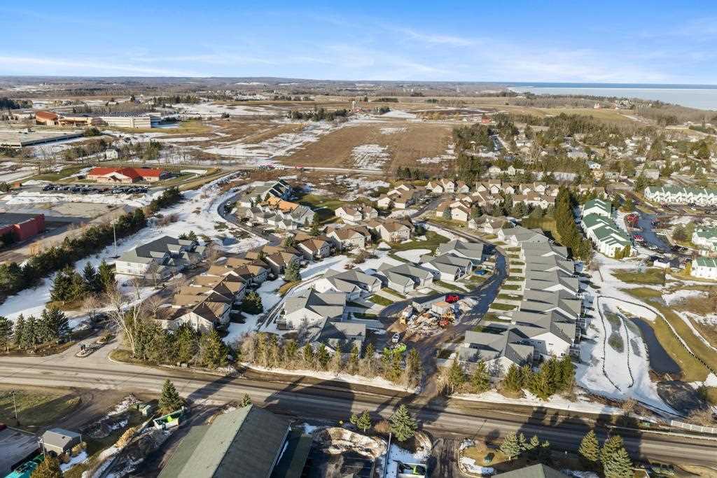 1477 Castle Drive Petoskey MI 49770