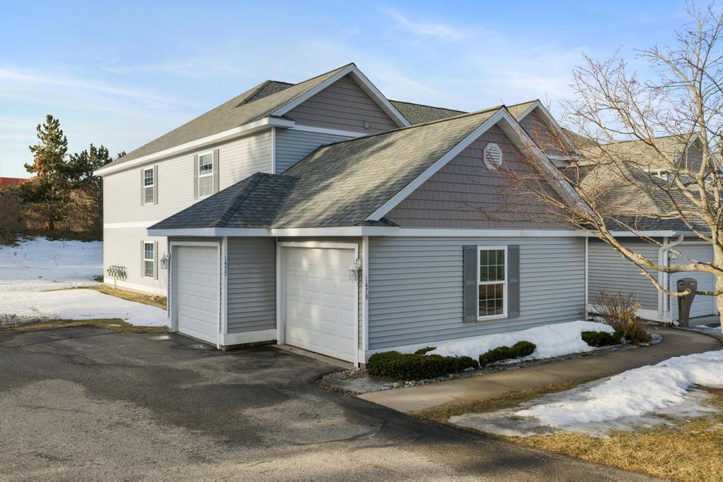 1477 Castle Drive Petoskey MI 49770