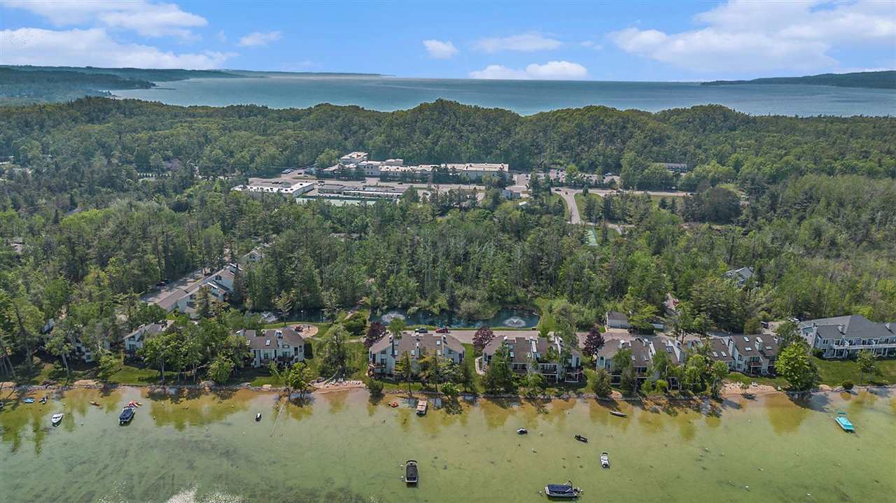 3480 Lakeside Drive North#35 Petoskey MI 49770
