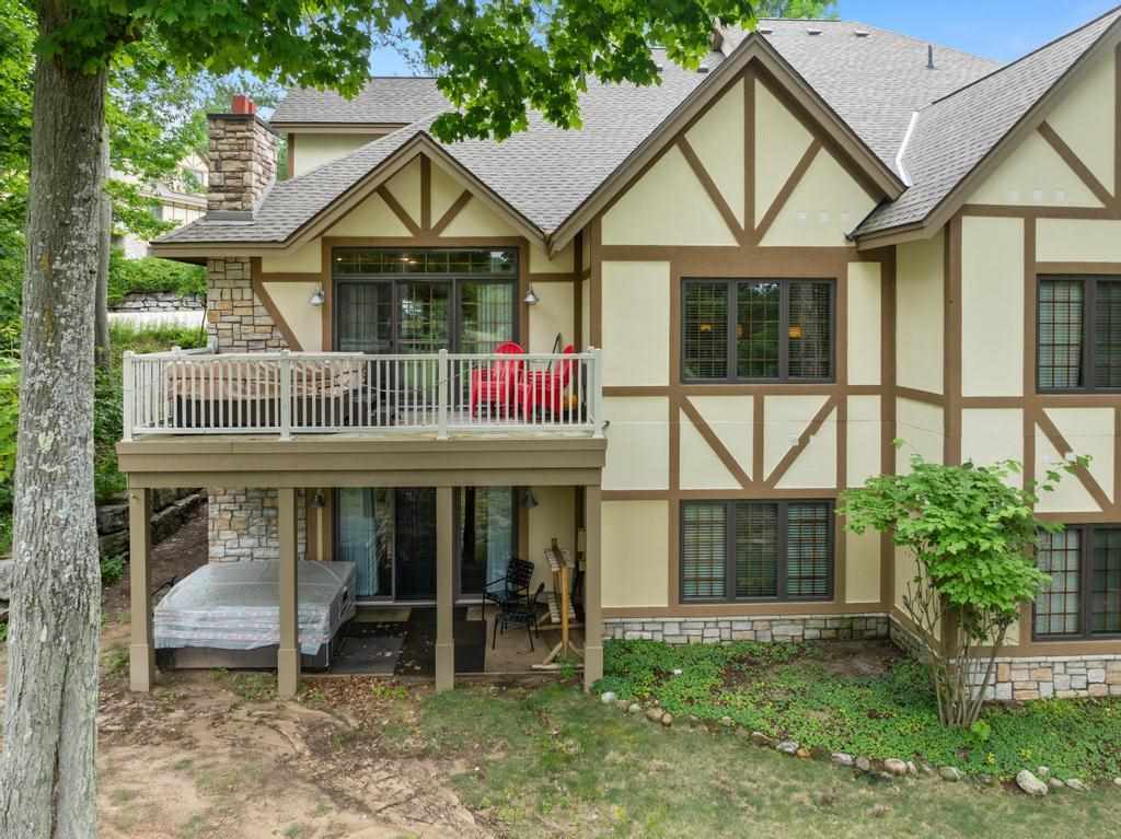 5165 Alpine Overpass Harbor Springs MI 49740