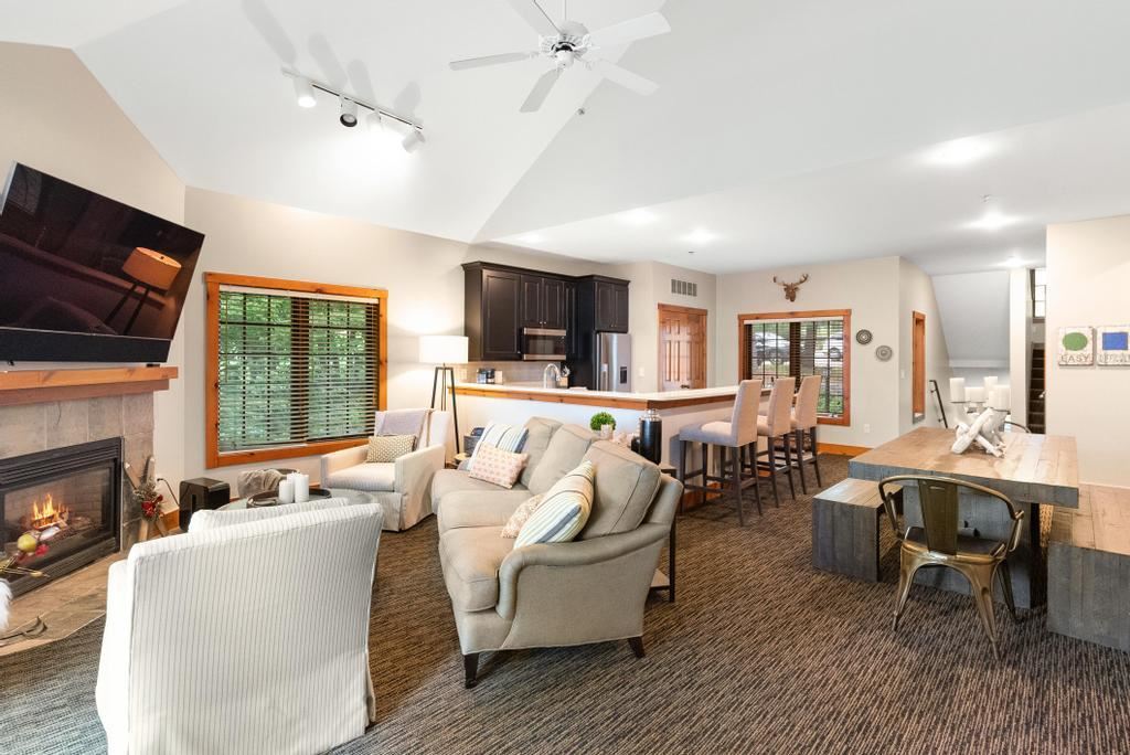5165 Alpine Overpass Harbor Springs MI 49740