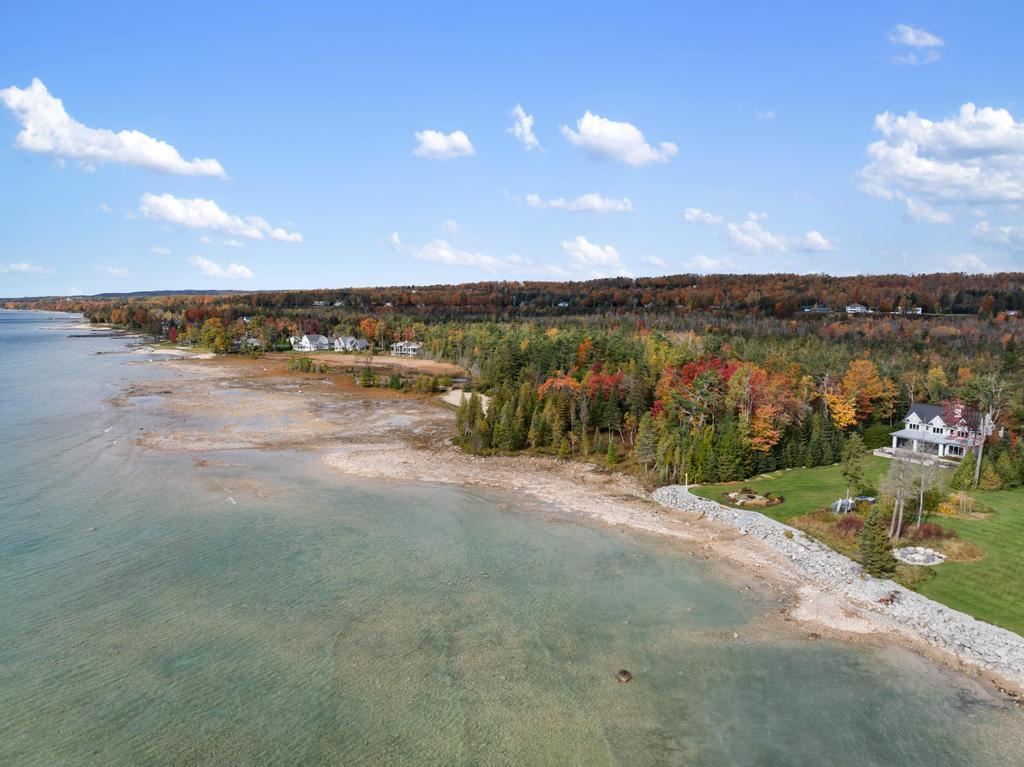 885 Beach Road Harbor Springs MI 49740