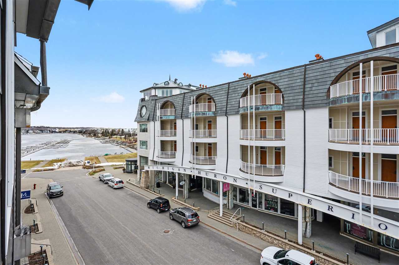 4205 Main Street Bay Harbor MI 49770