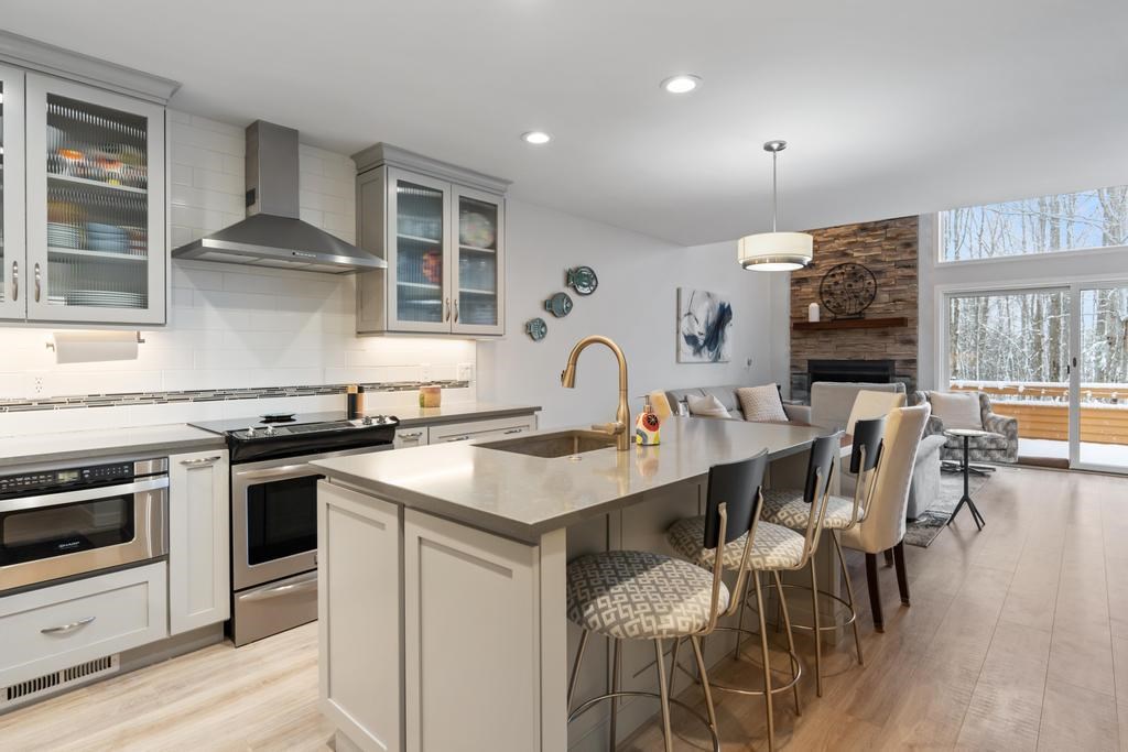 4749 S. Pleasantview Road Harbor Springs MI 49740