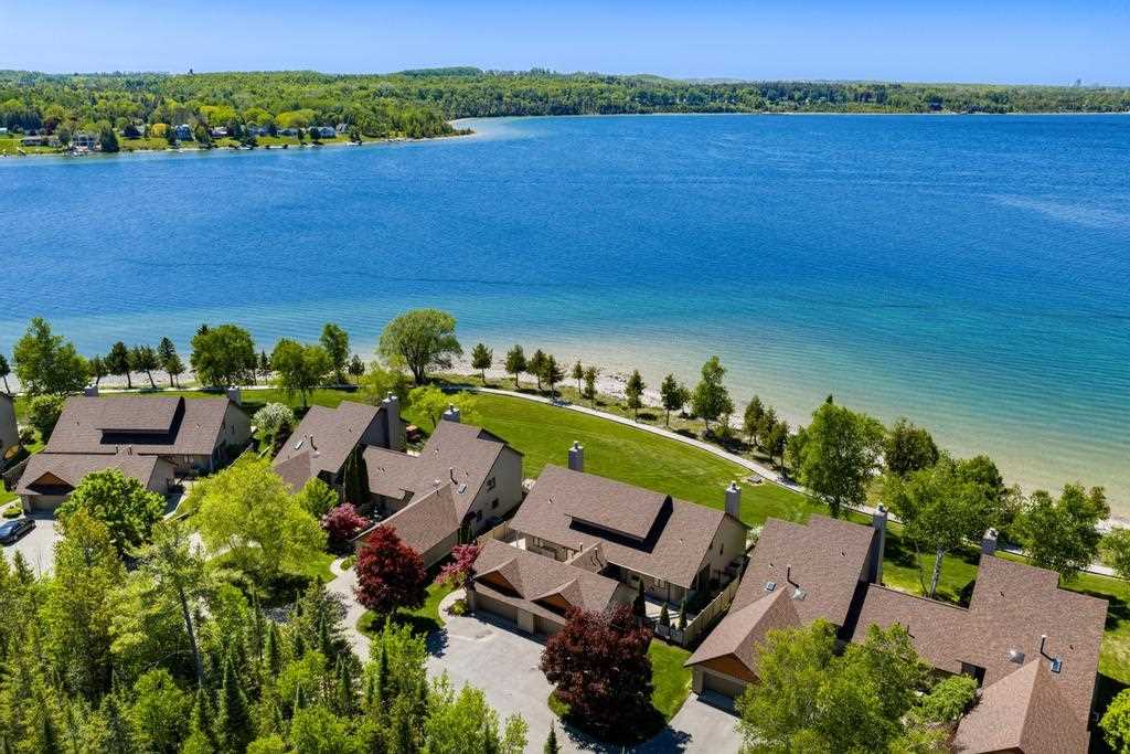 4000 Hemingway Pointe #56 East Jordan MI 49727