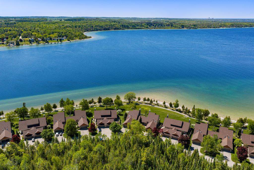 4000 Hemingway Pointe #56 East Jordan MI 49727