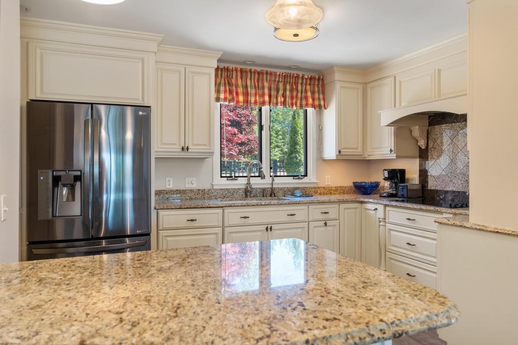 4000 Hemingway Pointe #56 East Jordan MI 49727