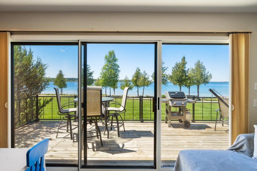 4000 Hemingway Pointe #56 East Jordan MI 49727