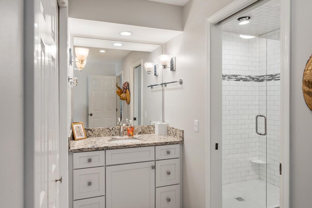 4000 Hemingway Pointe #56 East Jordan MI 49727