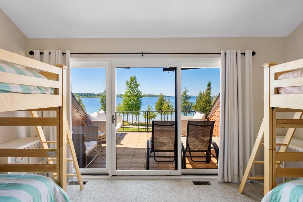 4000 Hemingway Pointe #56 East Jordan MI 49727