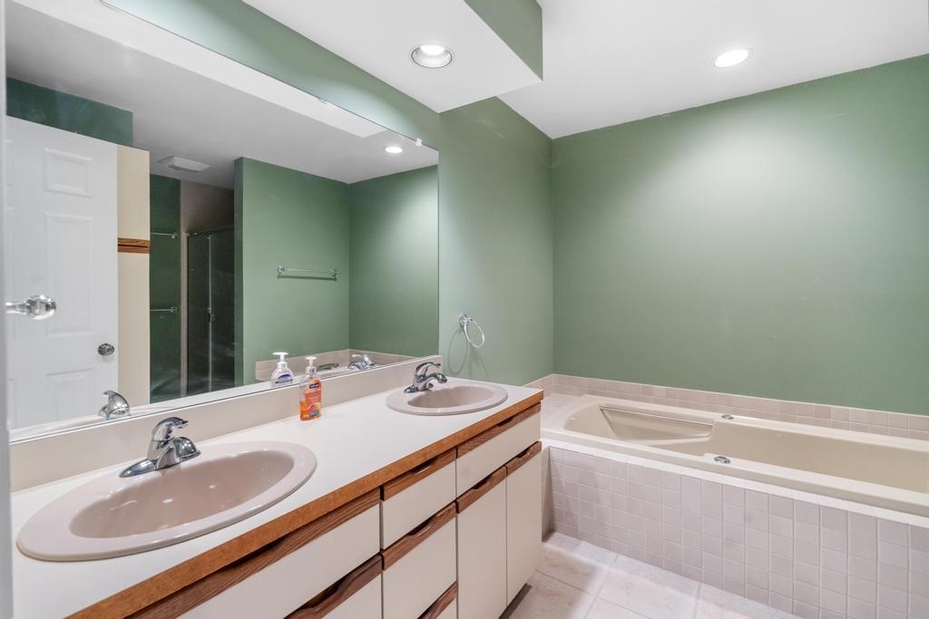 4000 Hemingway Pointe #56 East Jordan MI 49727
