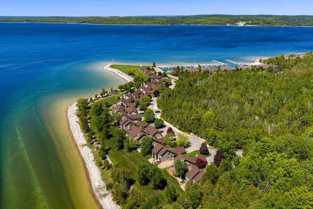 4000 Hemingway Pointe #56 East Jordan MI 49727