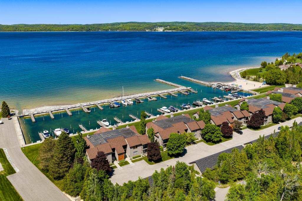 4000 Hemingway Pointe #56 East Jordan MI 49727