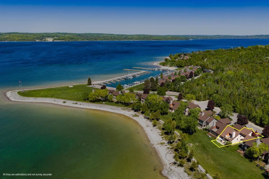 4000 Hemingway Pointe #56 East Jordan MI 49727