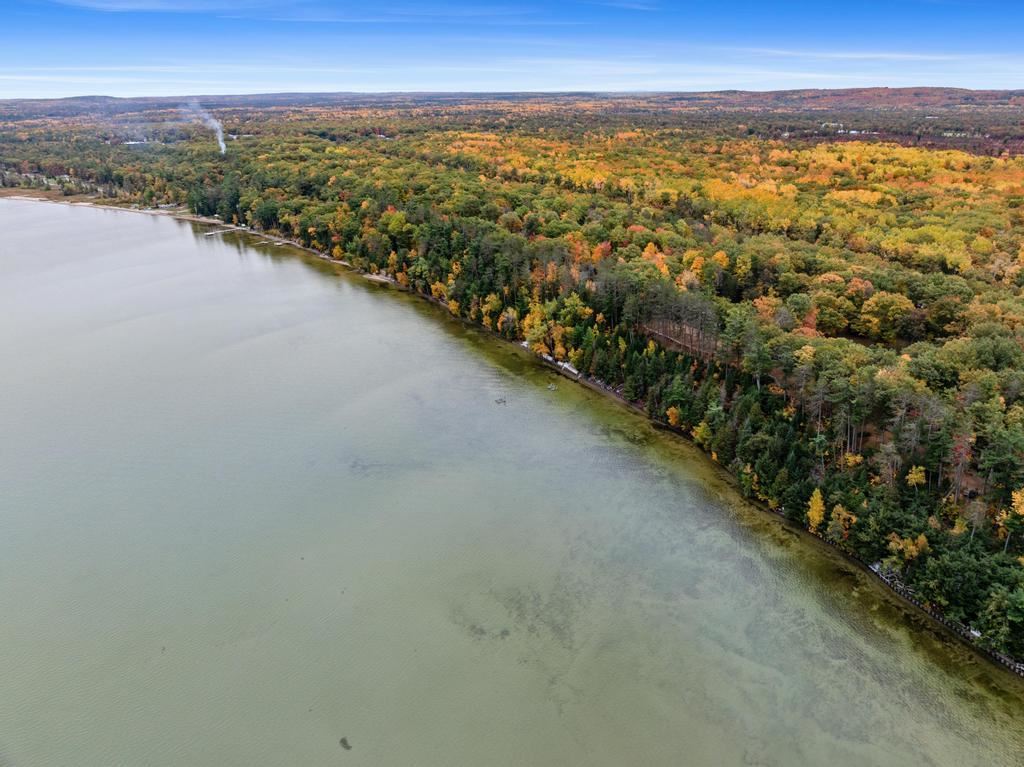7812 W M 68 Highway Indian River MI 49749