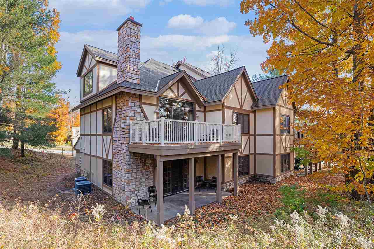 5134 Alpine Overpass Harbor Springs MI 49740