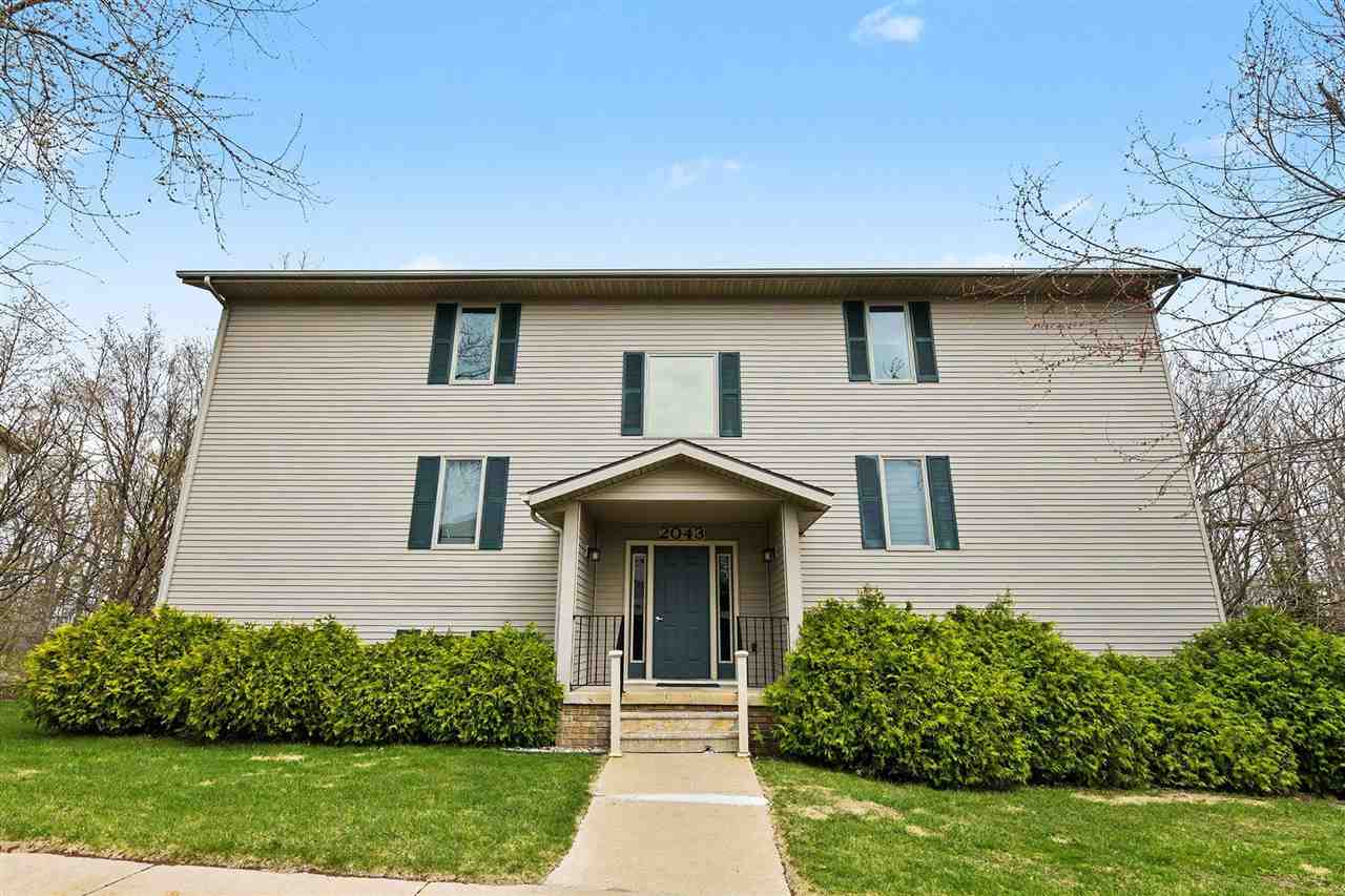 2043 Woods Lane Petoskey MI 49770