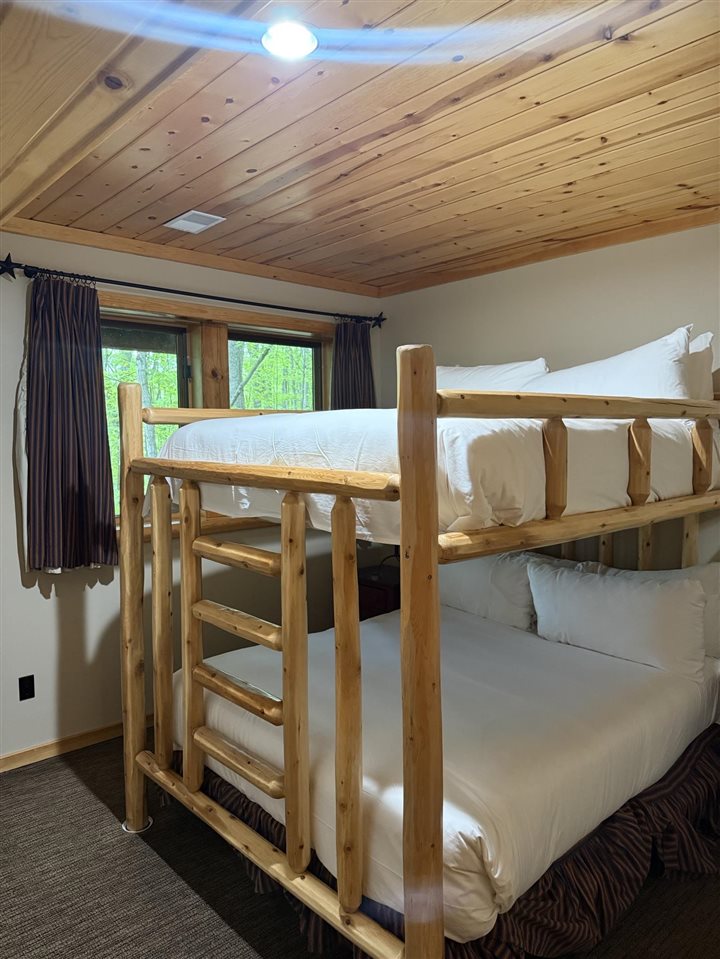 01145 Cabin Drive Boyne City MI 49712