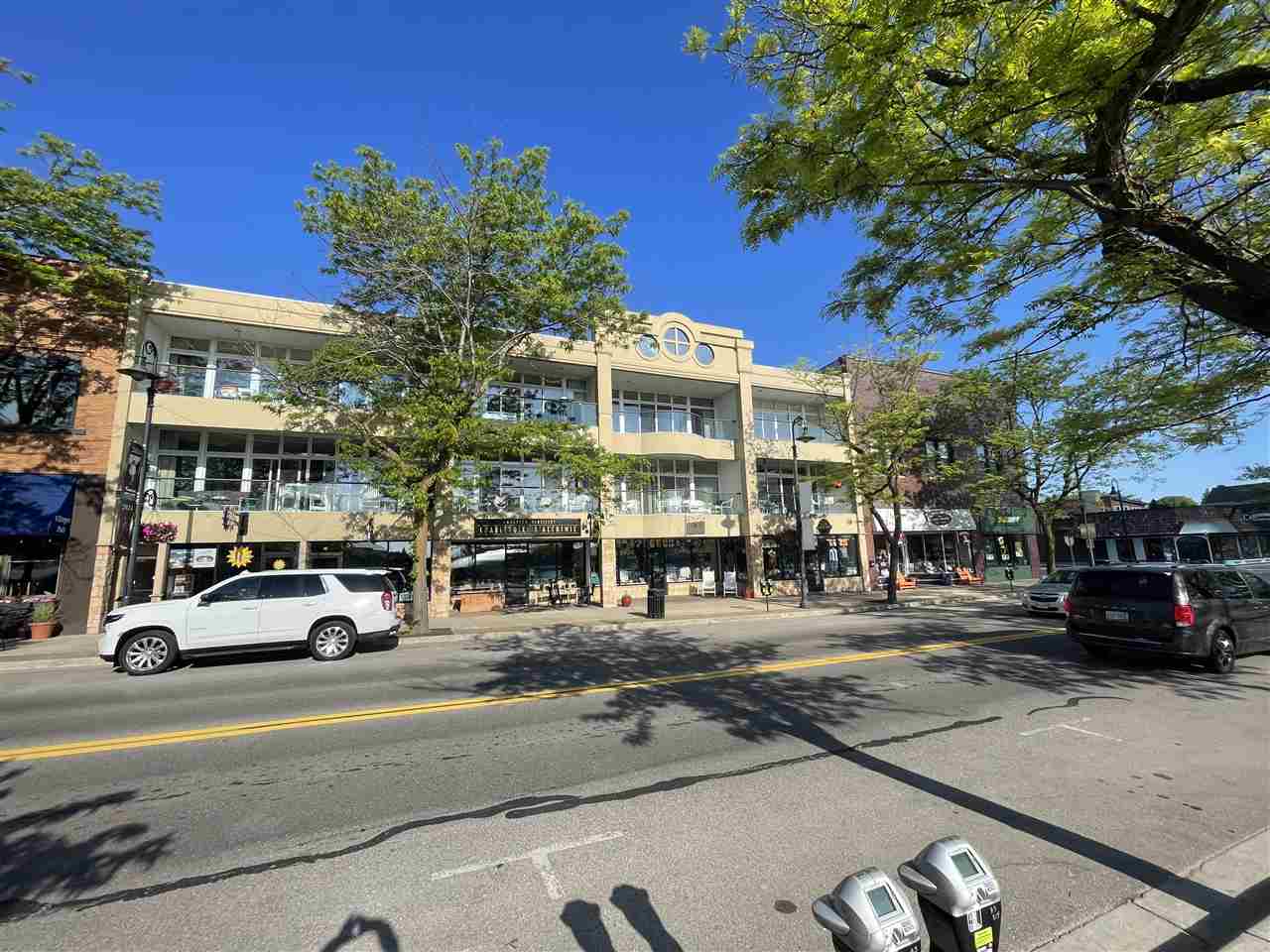 417 Bridge Street Charlevoix MI 49720-0000