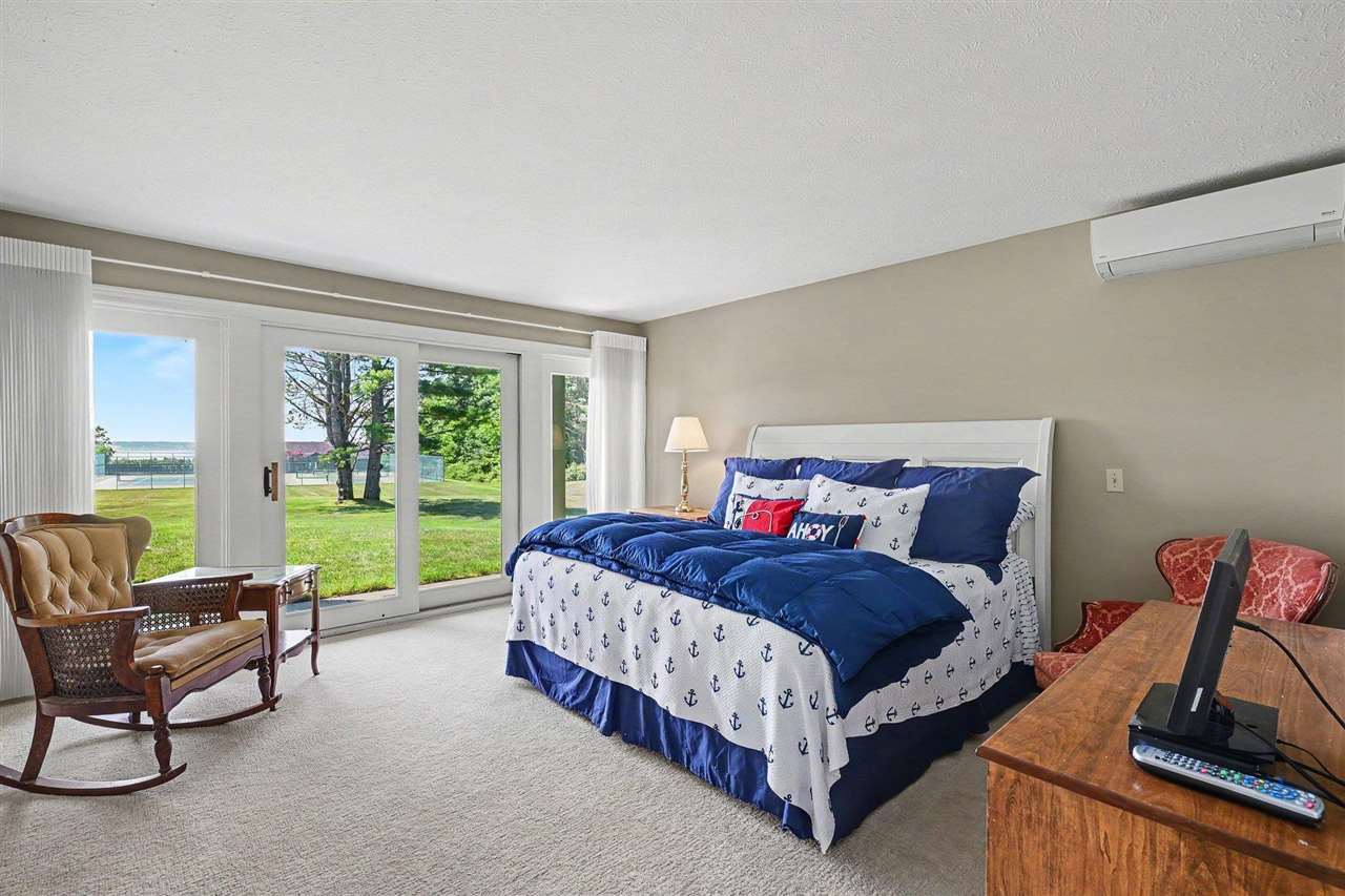 5463 Windigo Harbor Springs MI 49740