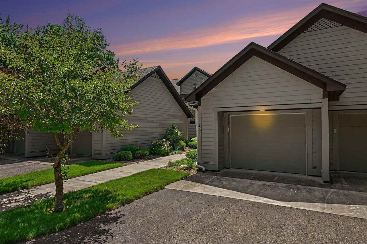 5463 Windigo Harbor Springs MI 49740