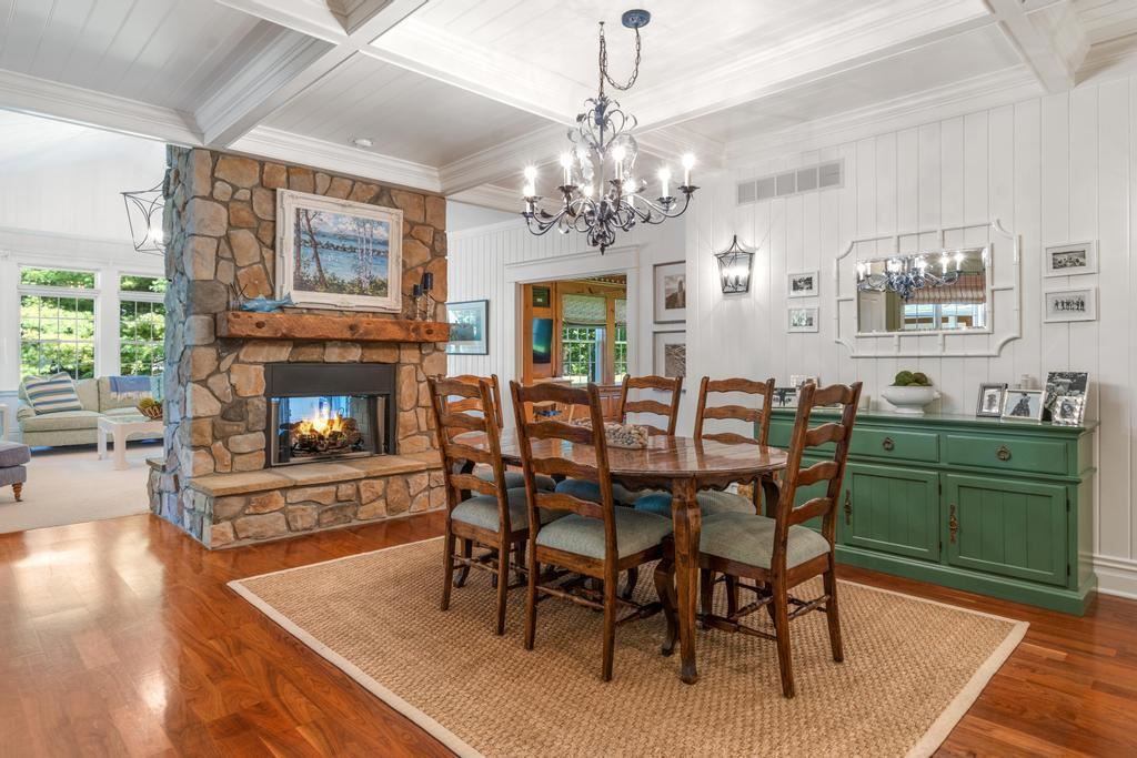 818 Fairways Harbor Springs MI 49740