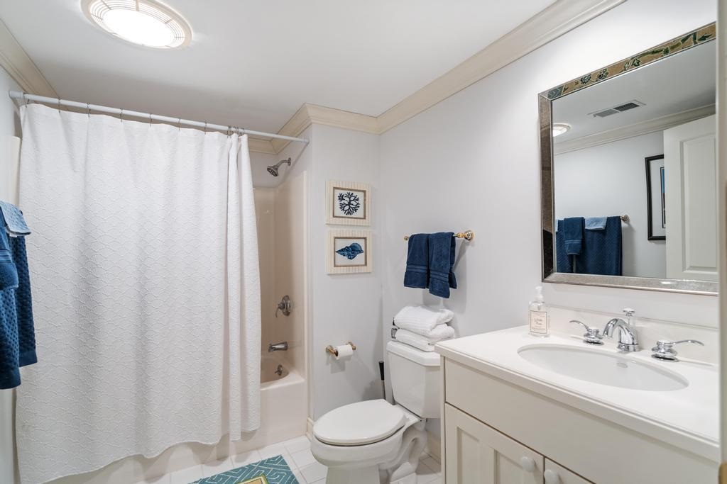 818 Fairways Harbor Springs MI 49740