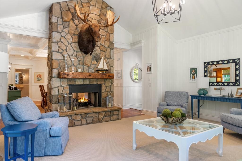 818 Fairways Harbor Springs MI 49740