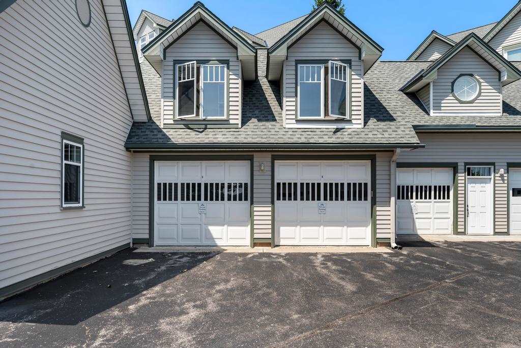 800 Maple Leaf Lane Petoskey MI 49770