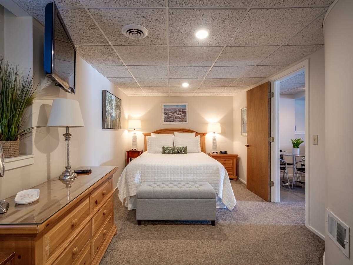 4749 S Pleasantview Road Harbor Springs MI 49740